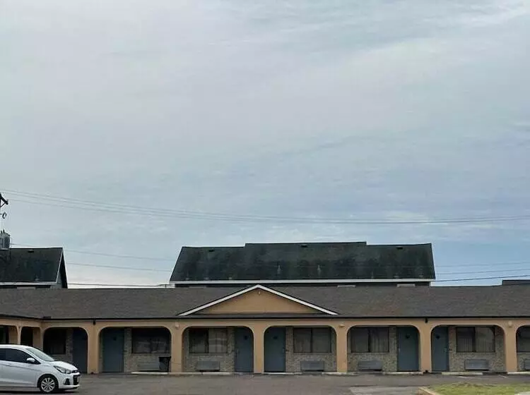 Motelli Executive Inn