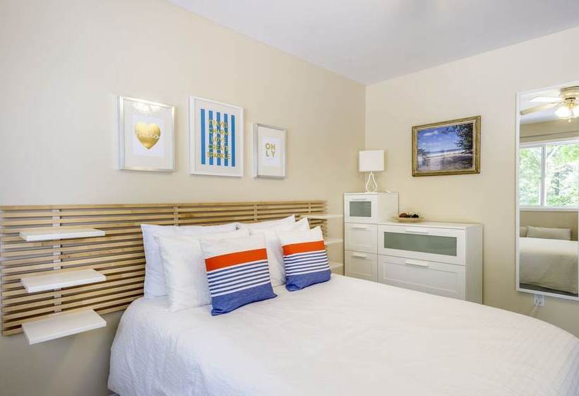 فندق على الطريق Hollywood Cottages