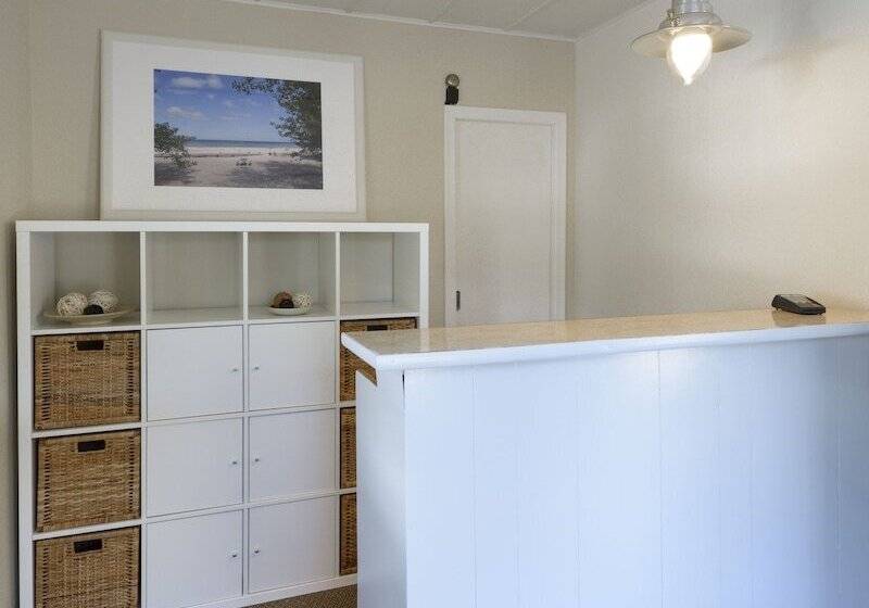 فندق على الطريق Hollywood Cottages