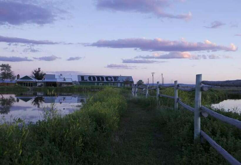 汽车旅馆  Hunters Hot Springs Resort