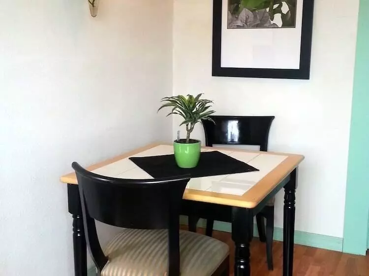 Motelli Hunters Hot Springs Resort