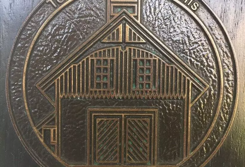 ペンション Cypress House Inn