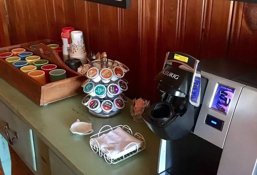 ペンション Cypress House Inn