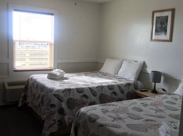 Seaview Pier And Motel