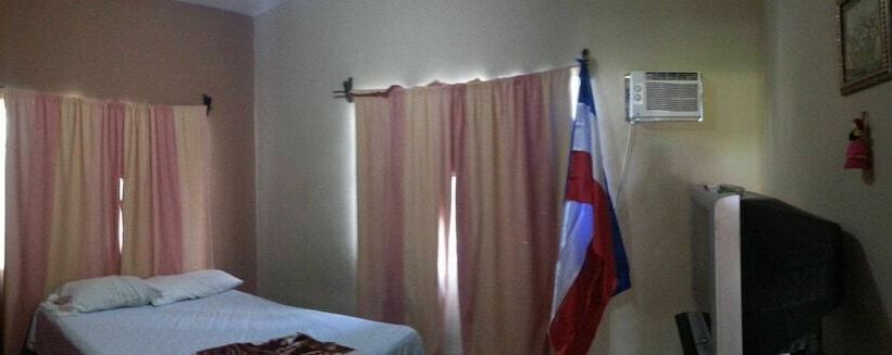 The Guaras Hostal Hostel