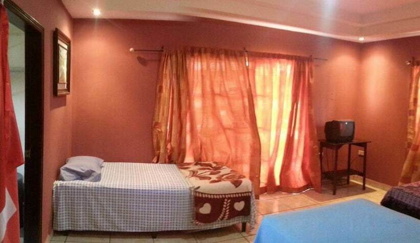 The Guaras Hostal Hostel