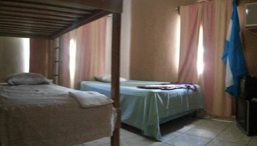 The Guaras Hostal Hostel
