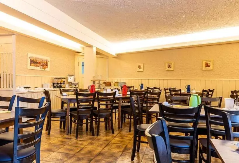 בית מלון כפרי Alpenhof