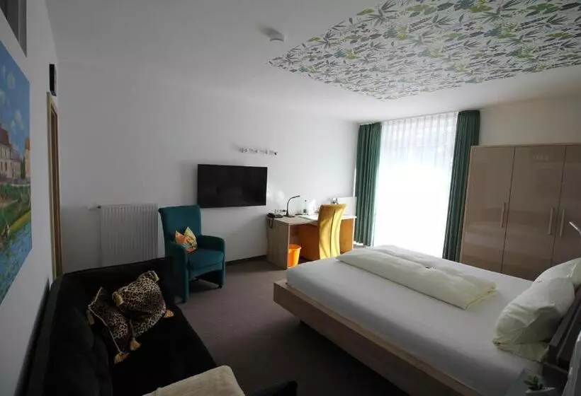 Отель Atrium Garni