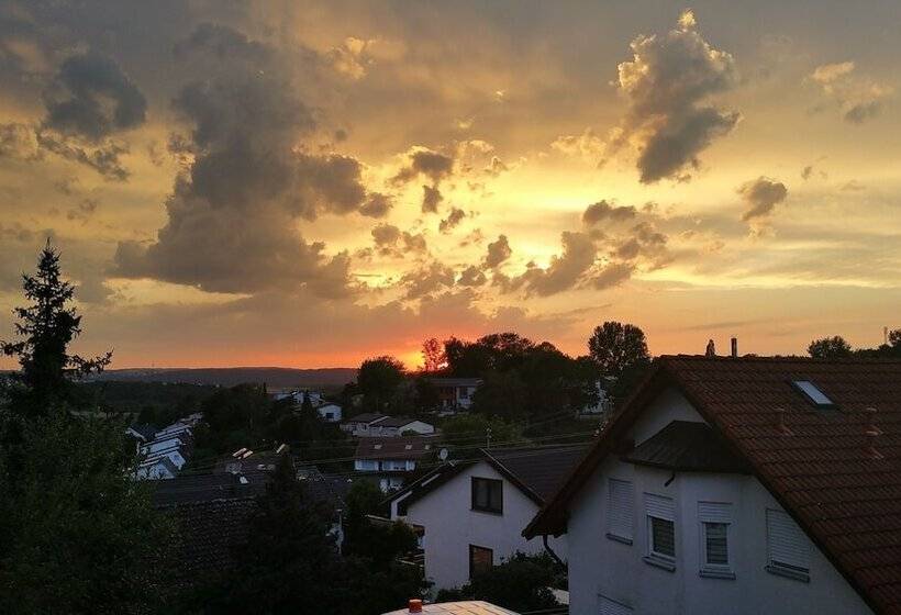 فندق Bauer Großbettlingen