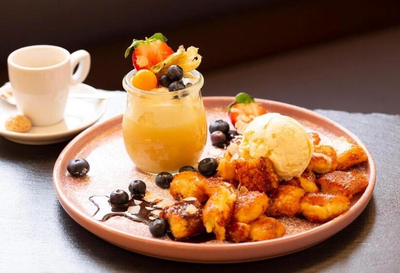 Отель & Boarding House Schlosserwirt