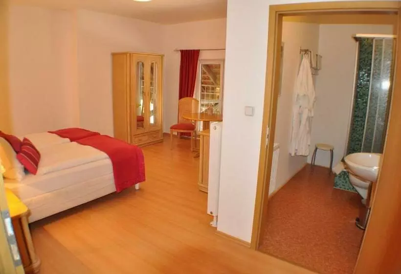 فندق Flower Power