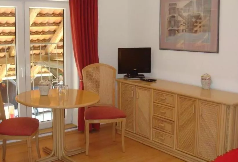 فندق Flower Power