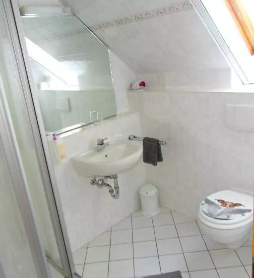 בית מלון כפרי Garni Am Eckernweg