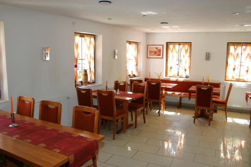 Отель Gasthaus Traube