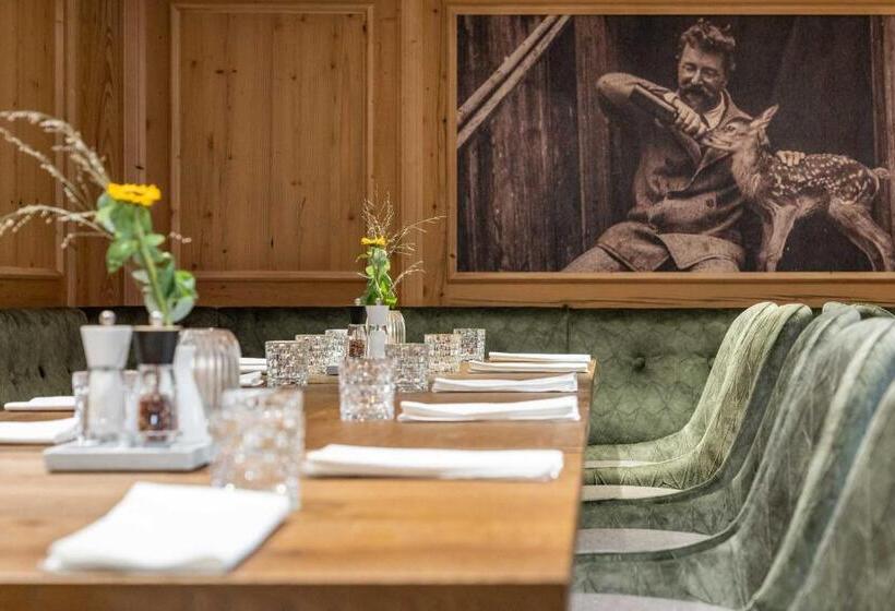 ホテル Goldener Hirsch