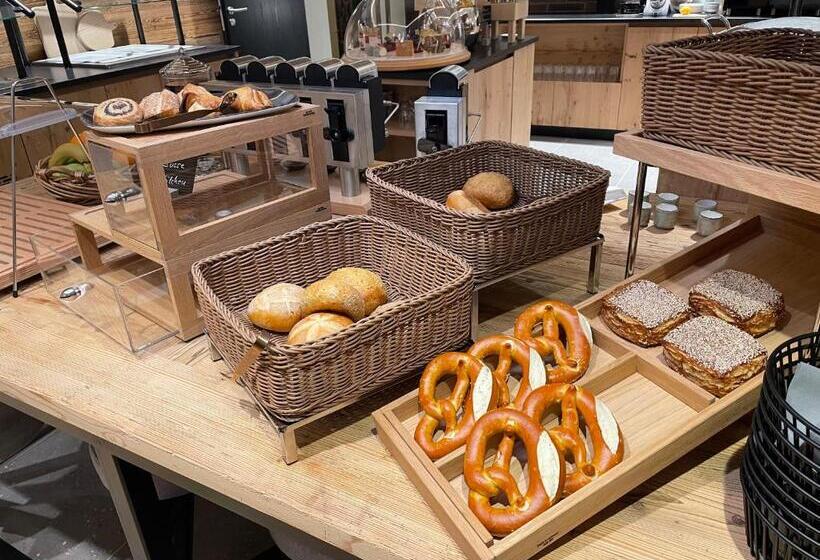 ホテル Goldener Hirsch