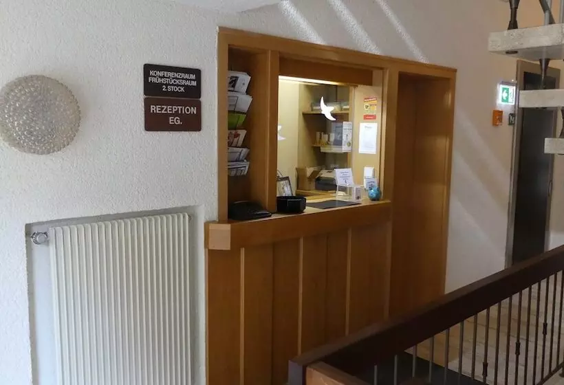 Отель Krone Garni