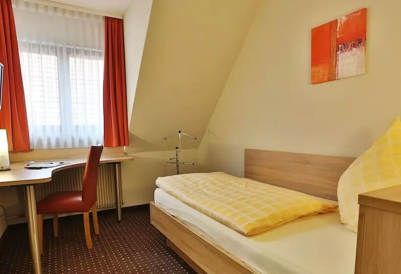 Отель Krone Garni