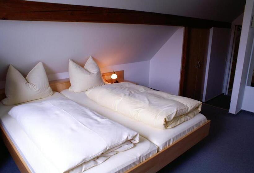 Отель Lechstedter Obstweinschänke