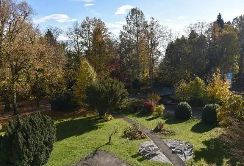 Отель Lindenallee