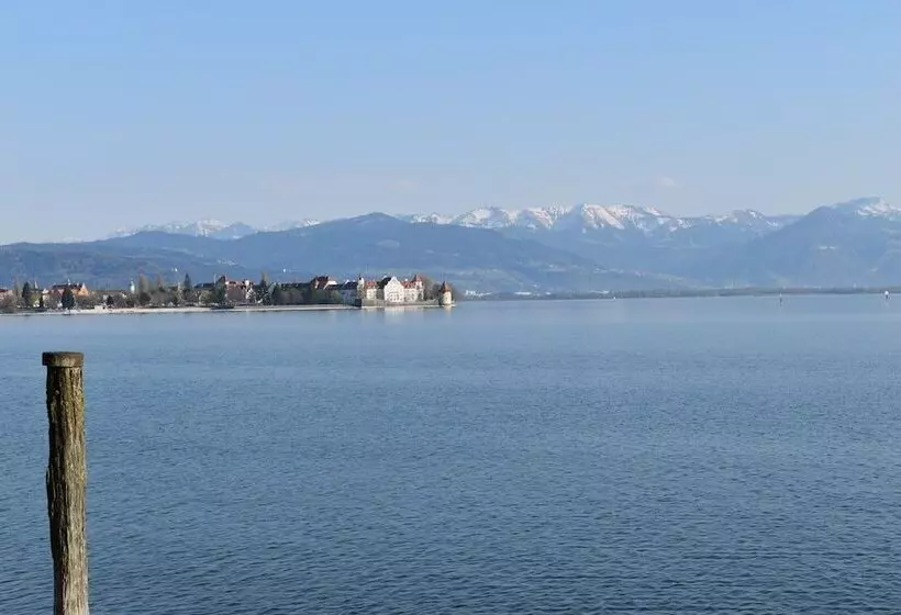 Отель Lindenallee