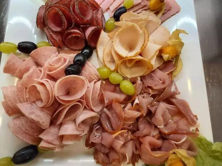 Отель Montana Limburg