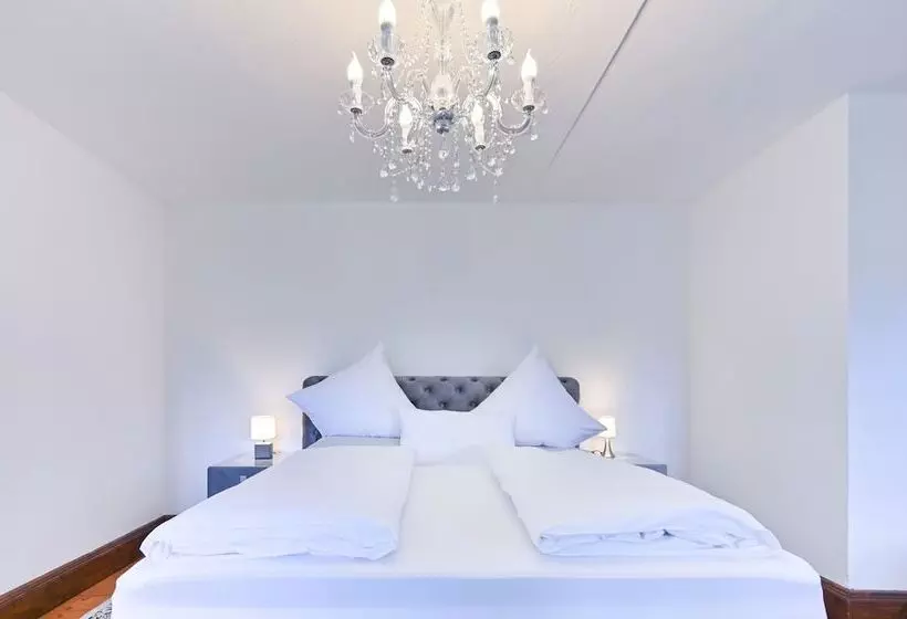 Hotel Schloss Zu Hopferau