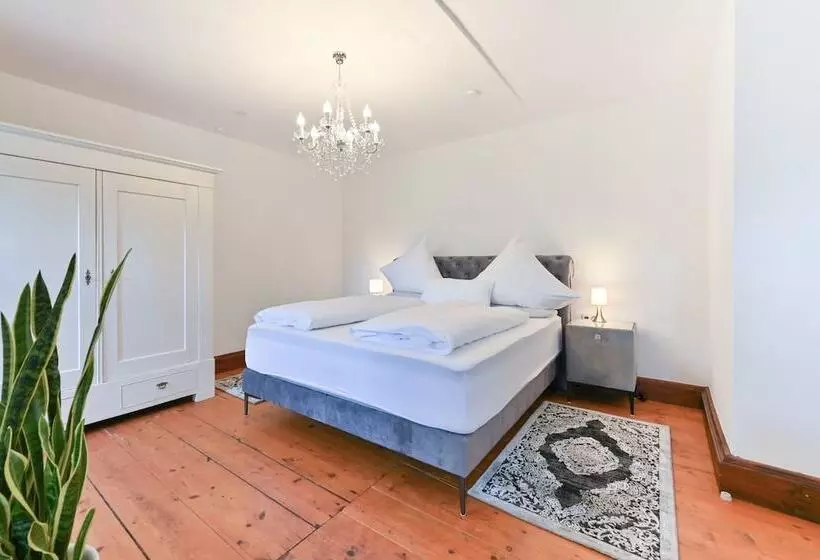 Hotel Schloss Zu Hopferau