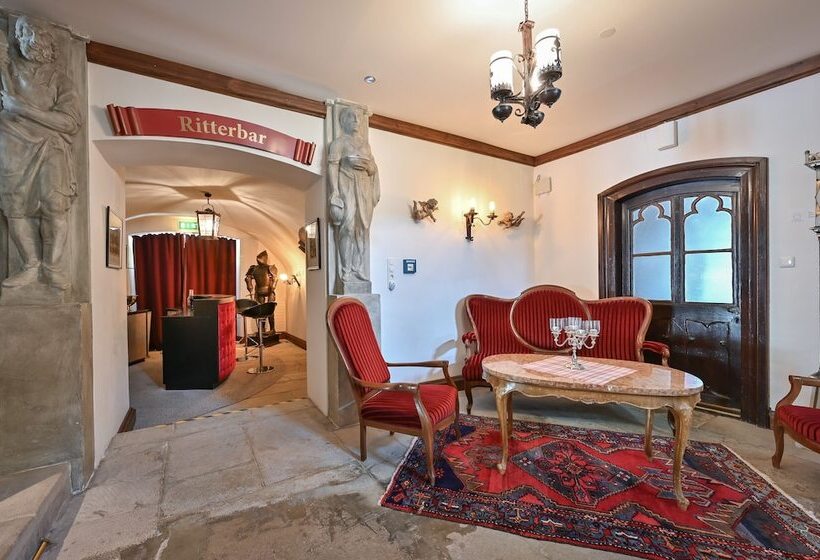 Отель Schloss Zu Hopferau