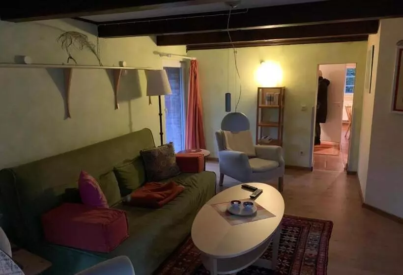 酒店 Taubenhof   Gut Cadenberge