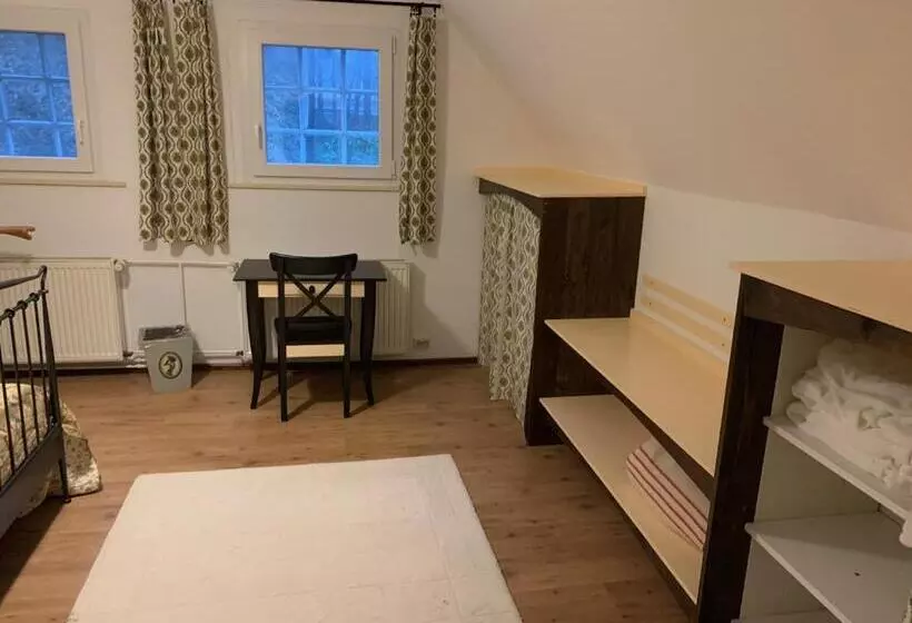 酒店 Taubenhof   Gut Cadenberge