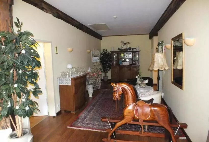 酒店 Taubenhof   Gut Cadenberge