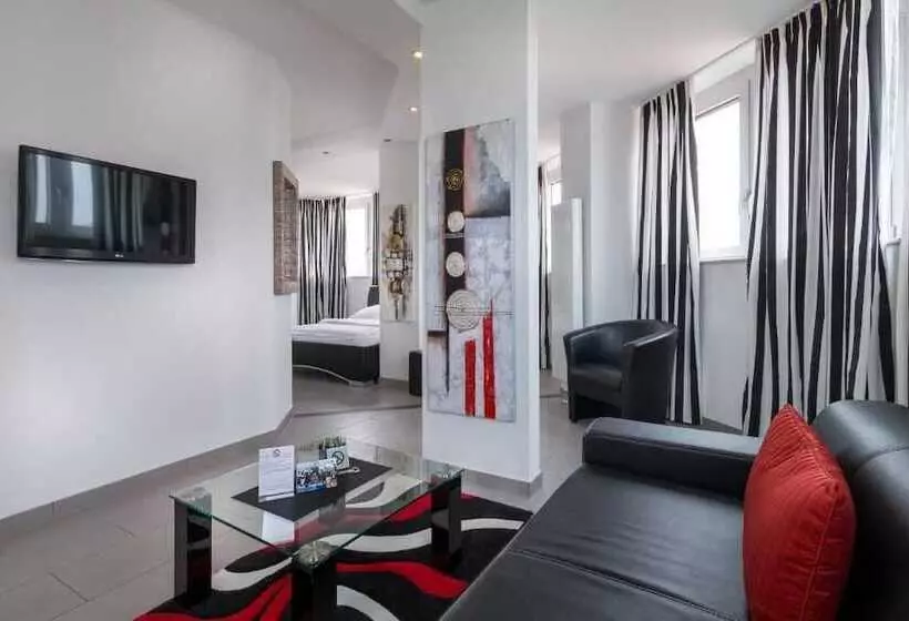 Turmhotel Rhein Main