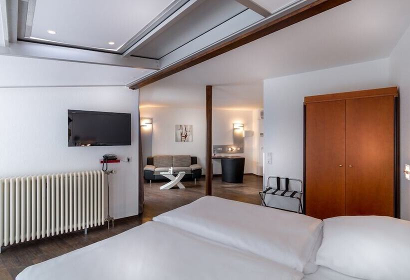 Turmhotel Rhein Main