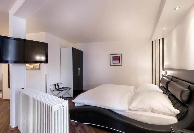 Turmhotel Rhein Main