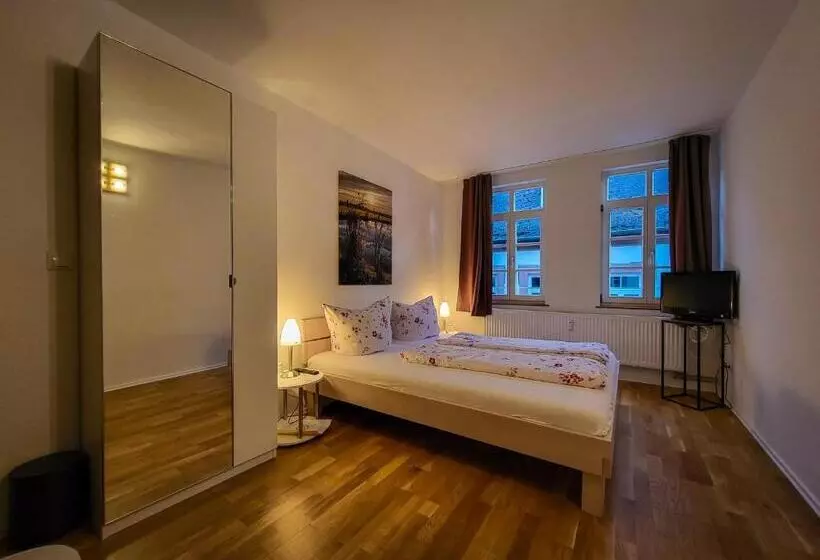 Отель Und Restaurant Zum Löwen