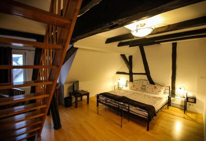 בית מלון כפרי Und Restaurant Zum Löwen