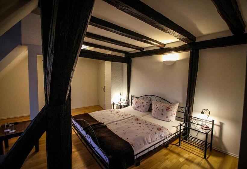 בית מלון כפרי Und Restaurant Zum Löwen