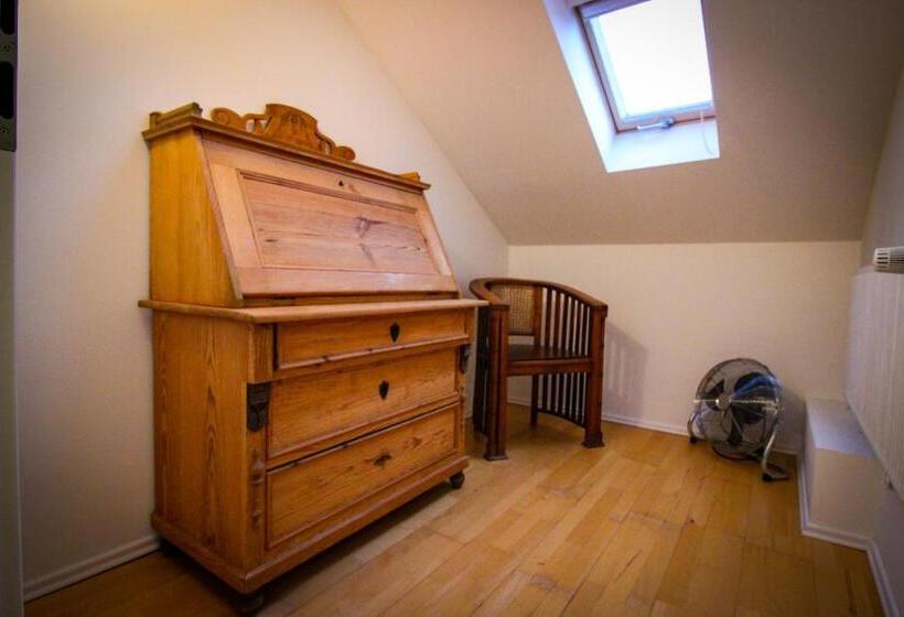 בית מלון כפרי Und Restaurant Zum Löwen