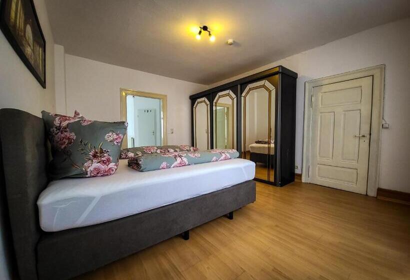 בית מלון כפרי Und Restaurant Zum Löwen