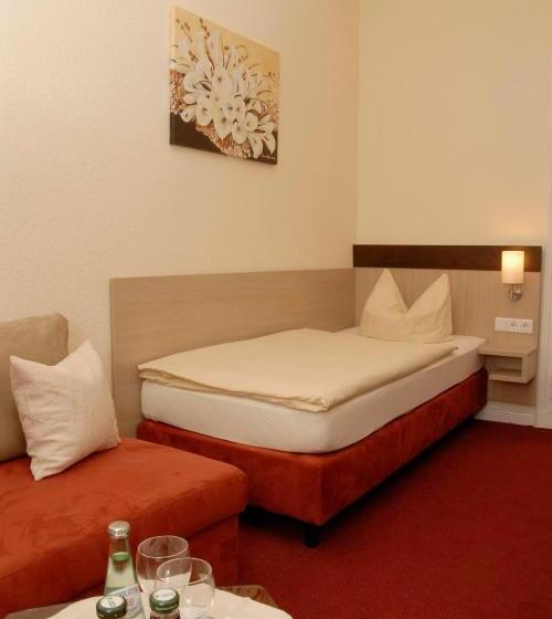 Отель Wuppertaler Hof