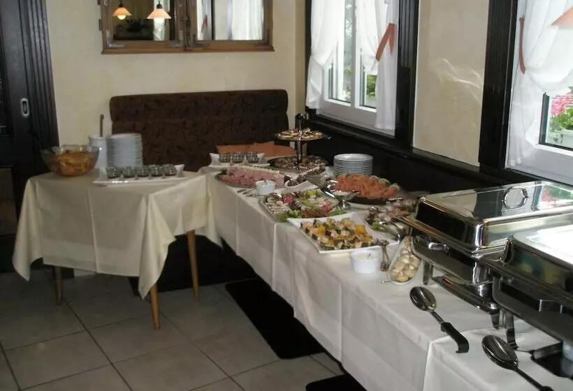 酒店 Wuppertaler Hof