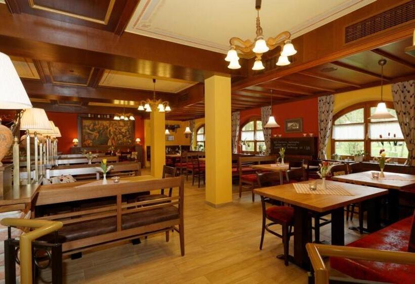 Отель Zum Edlhof