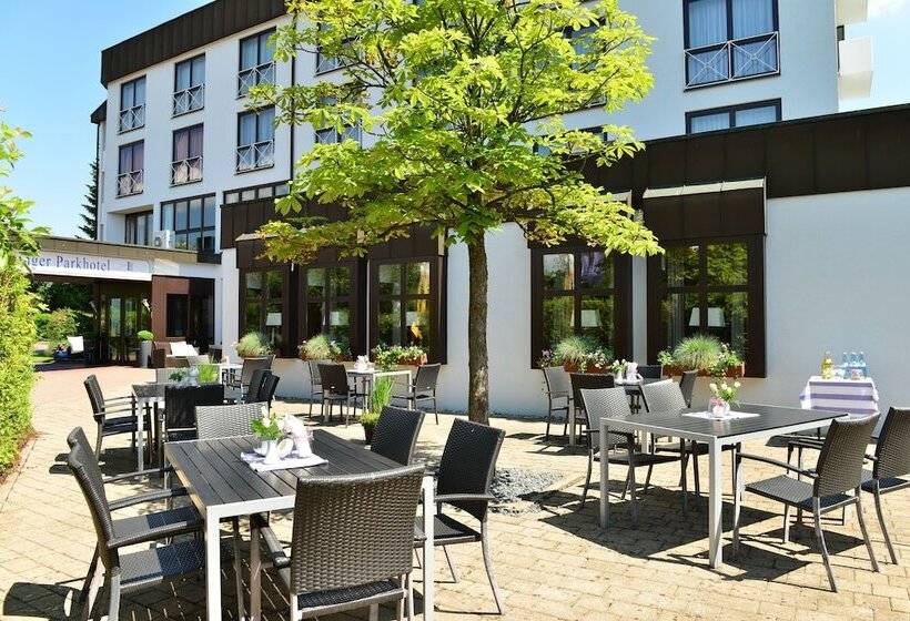 Отель Lobinger Park