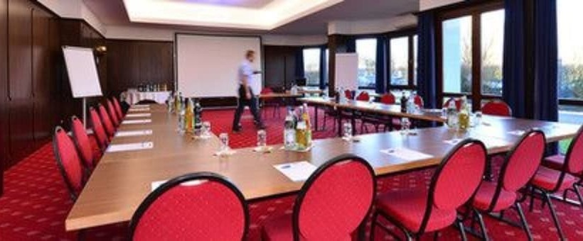 Отель Lobinger Park