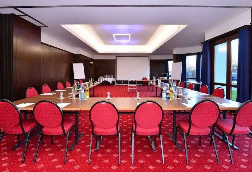 בית מלון כפרי Lobinger Park