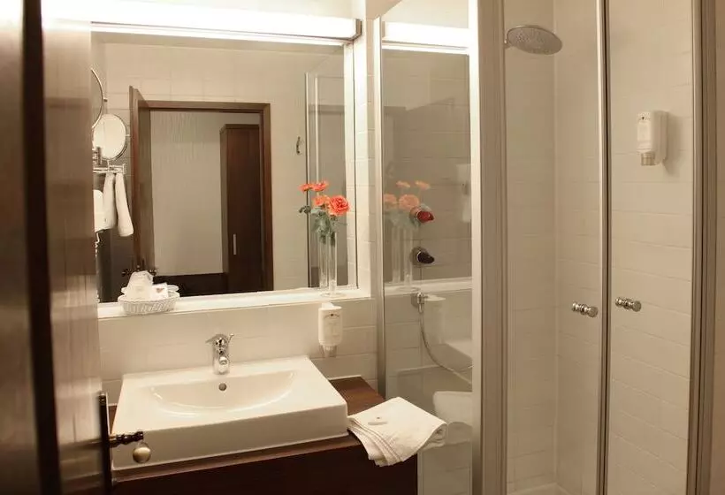 בית מלון כפרי Lobinger Park