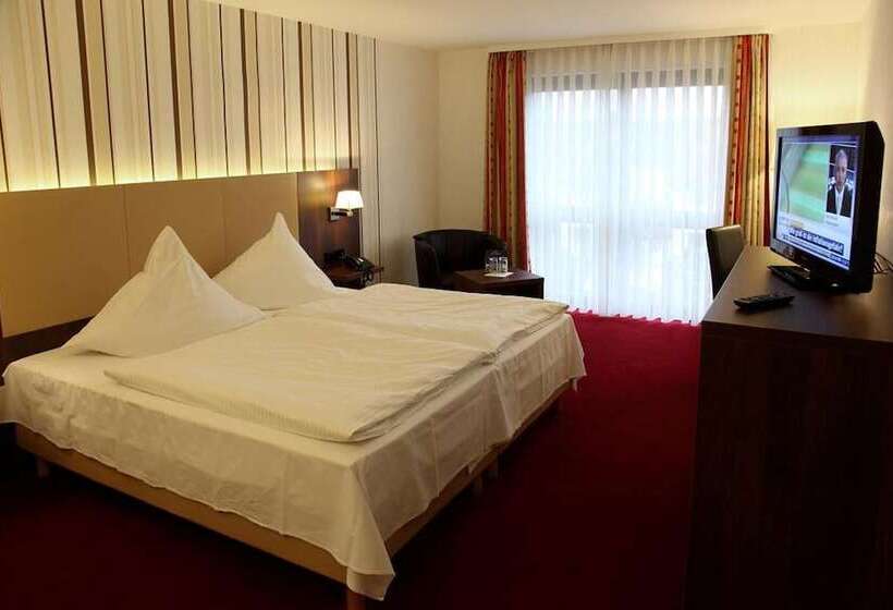 Отель Lobinger Park