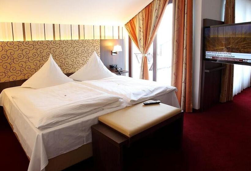 Отель Lobinger Park